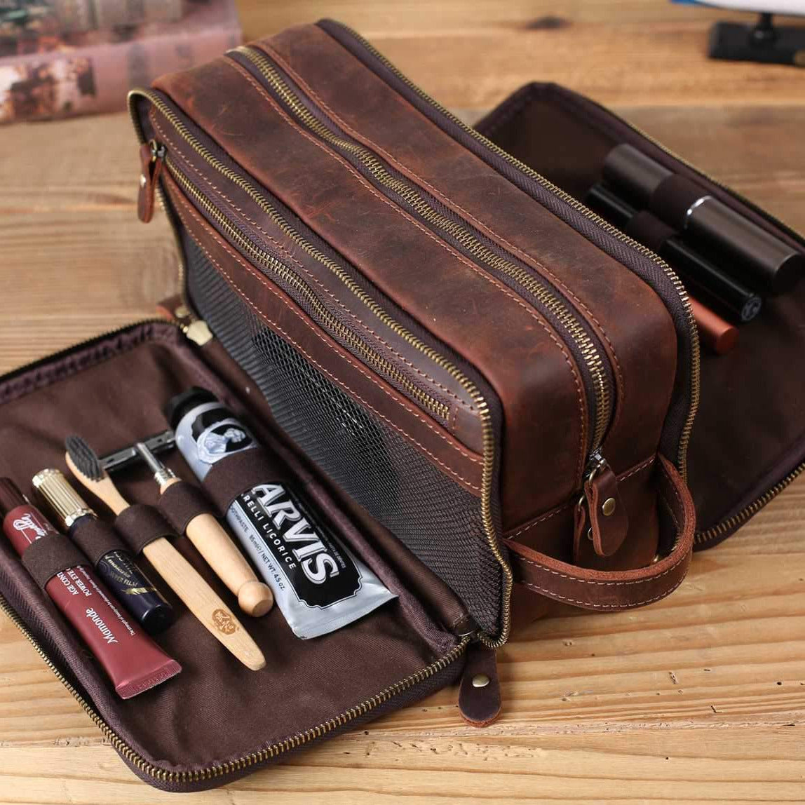 Groomsmen Gift Personalized Leather Toiletry Bag Waterproof Leather Dopp Kit Men’s Shaving Kit, Christmas Gift